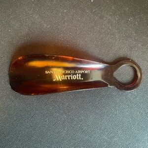 Marriott San Francisco Airport Plastic Shoehorn 80s Souvenir
